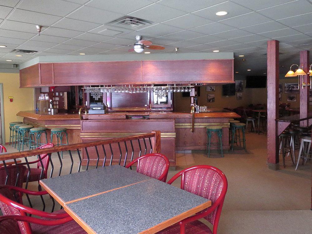 Town And Mountain Hotel Whitehorse Extérieur photo